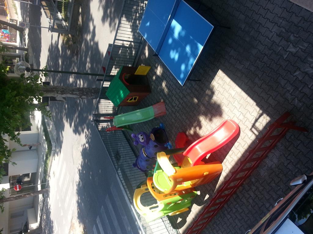 La Parigina Hotel 2*